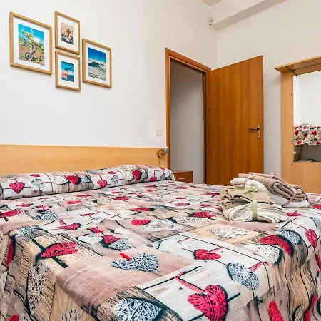 Camia Etna House Apartment Piedimonte Etneo Exterior photo
