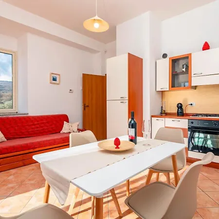 Camia Etna House Apartment Piedimonte Etneo Exterior photo